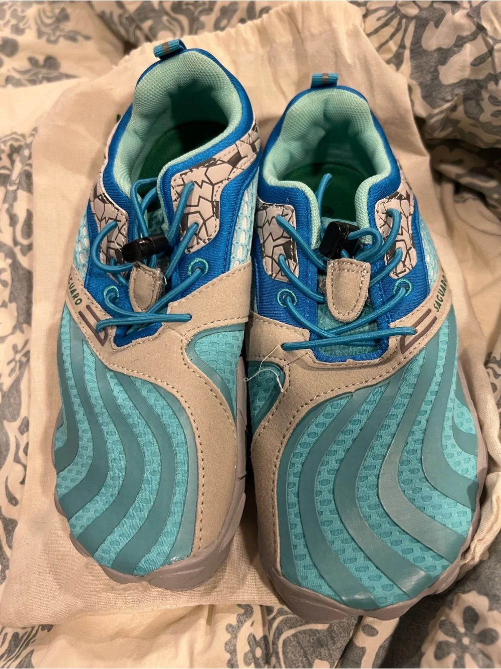 Saguaro Aqua Blue Water Shoes Kids size 36/US 4
